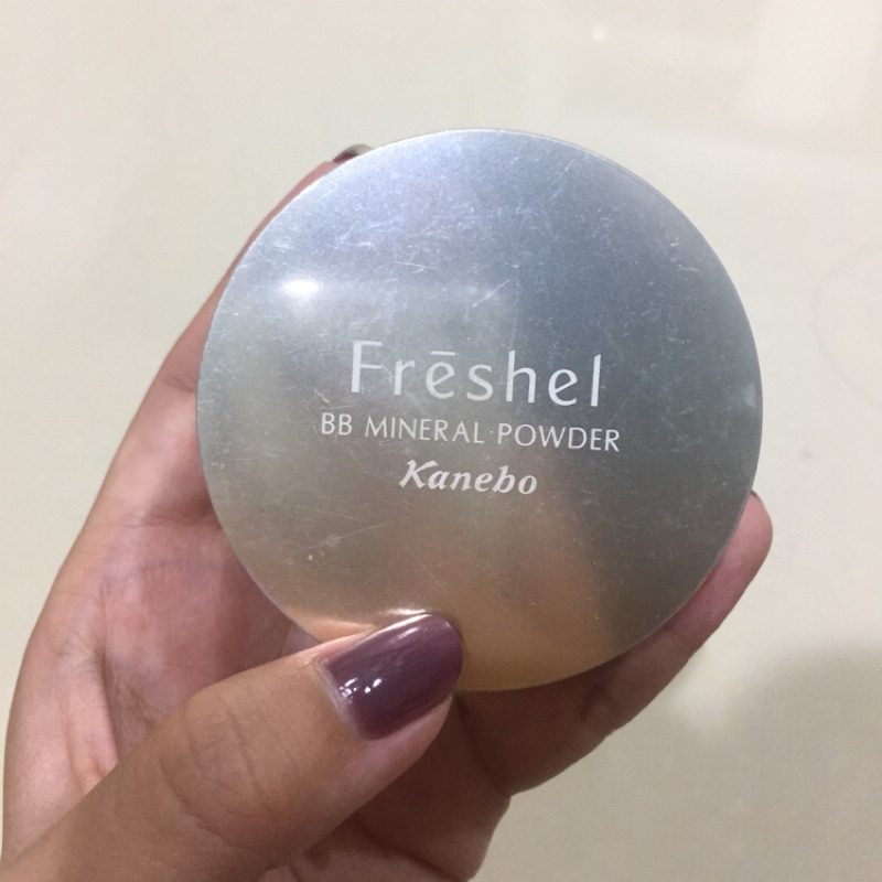 日本Freshel 定妝蜜粉