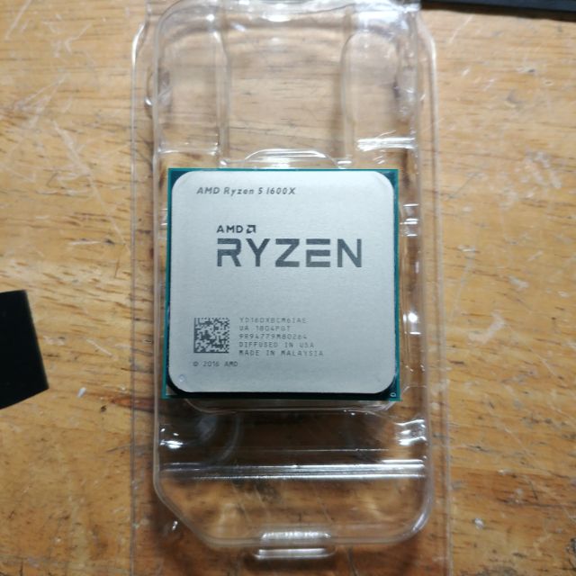 AMD RYZEN R5 1600X