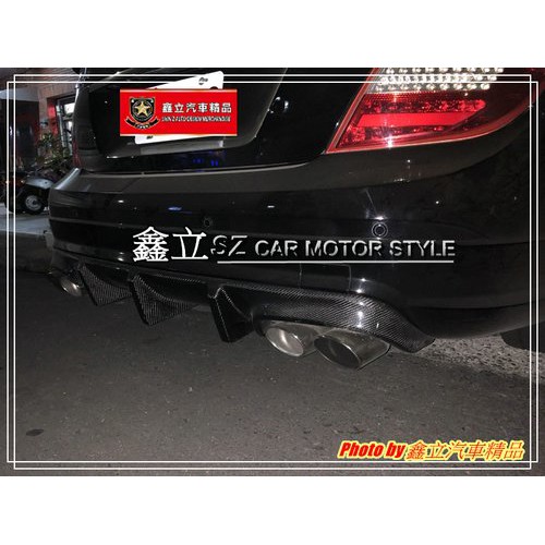 ※ 鑫立汽車精品 ※ W204 08-11 前期 C63 AMG 卡夢 CARBON 鯊魚 大骨頭 後中包 後下巴