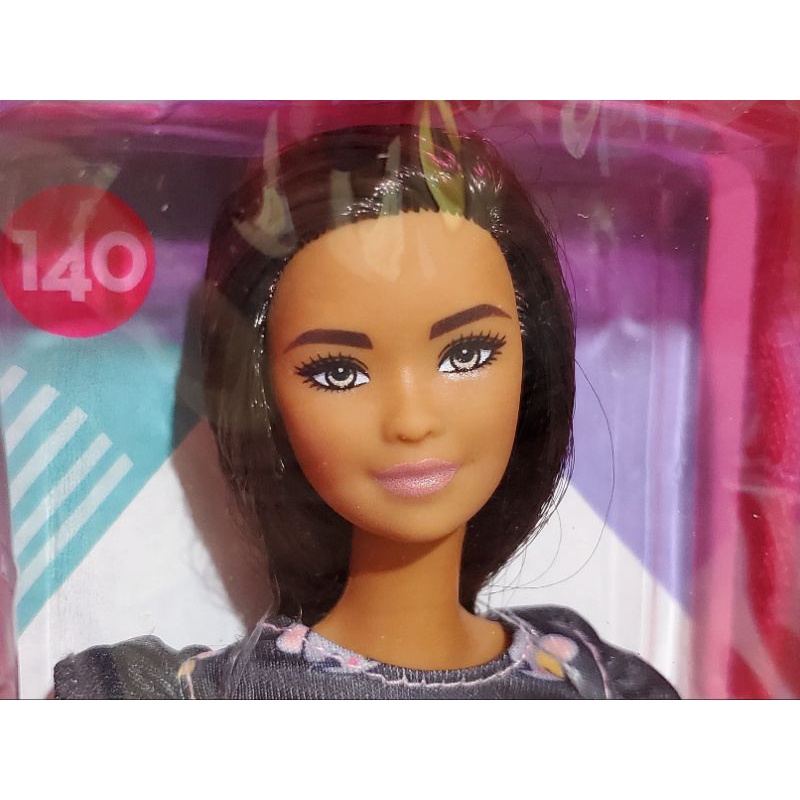 美泰兒 😊現貨 全新 收藏 正版時尚達人 黑芭比娃娃 Mattel Barbie Fashionistas #140 高