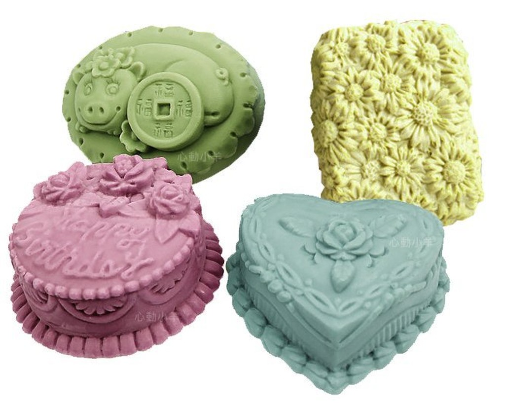 四連手工皂模 4孔皂模 矽膠模 皂模 模具 香皂模 蛋糕模 雪人 發財豬 小雛菊 愛心模 生日蛋糕模 天使 心動小羊