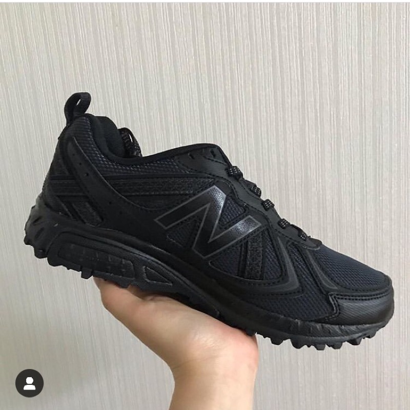 new balance 410v5 triple black