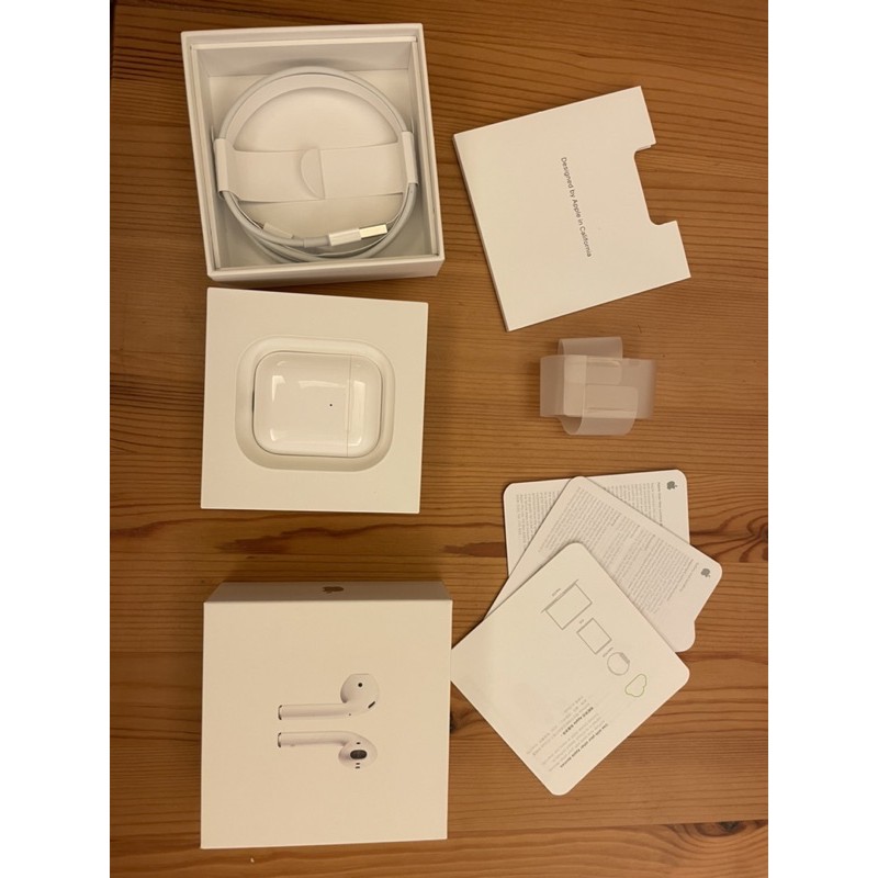 [二手］Apple AirPods 2代 無線充電盒 A2032