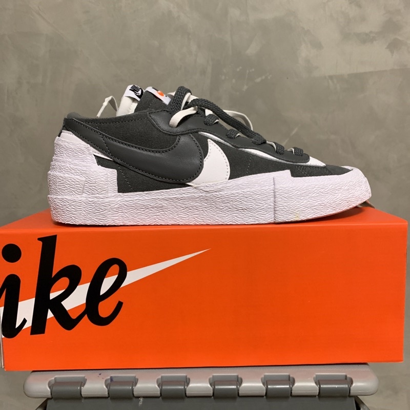 特價- Sacai x Nike BLAZER LOW IRON GREY 超值聯名US8-26cm