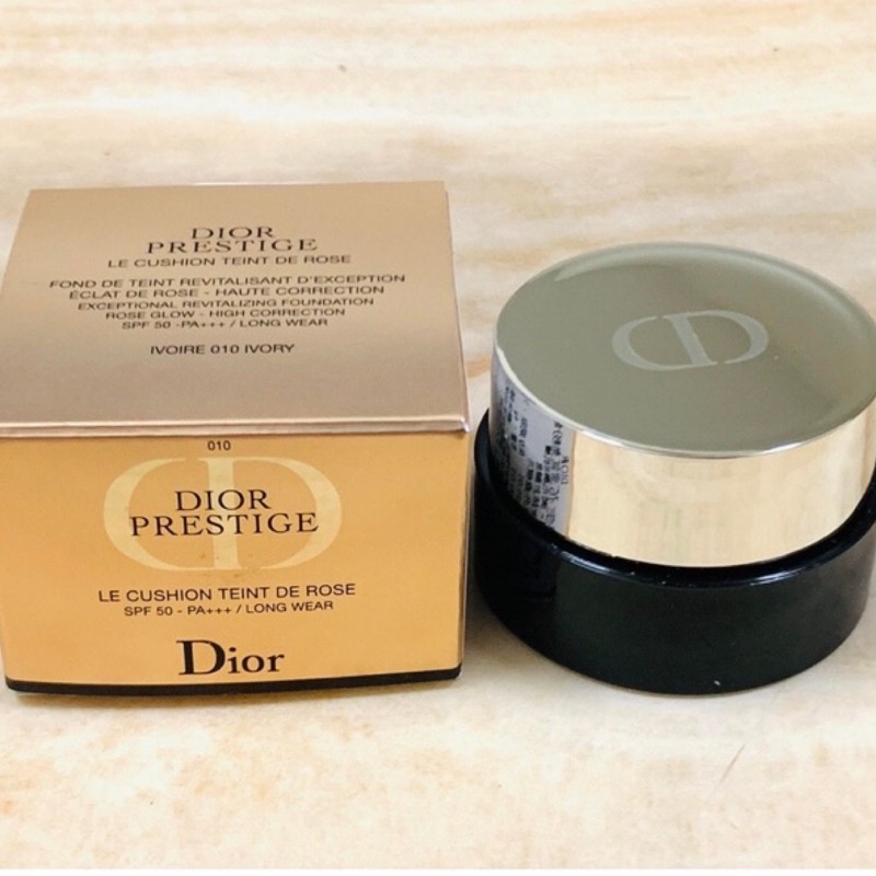 Dior氣墊粉餅精巧版-迪奧DIOR 精萃再生花蜜氣墊粉餅精巧版 4g 象牙白