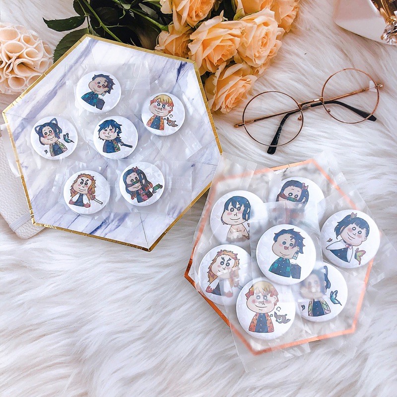 鬼滅之刃Q版同人徽章 鐳射玻璃徽章/胸章/炭治郎/彌豆子/富岡義勇/我妻善逸