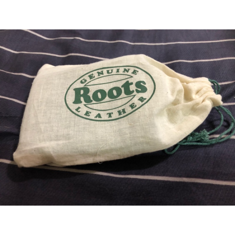 roots 二手皮夾