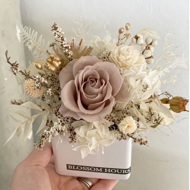 Blossom Hours 眼前的風景質感乾燥花桌花 乾燥花 盆栽 開幕禮 生日 情人節 母親節 康乃馨 蝦皮購物