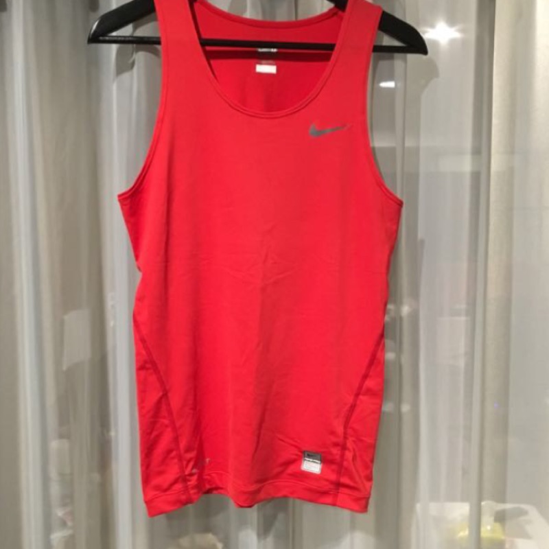 全新 Nike Pro 收腰縫線運動背心 | 紅色M號