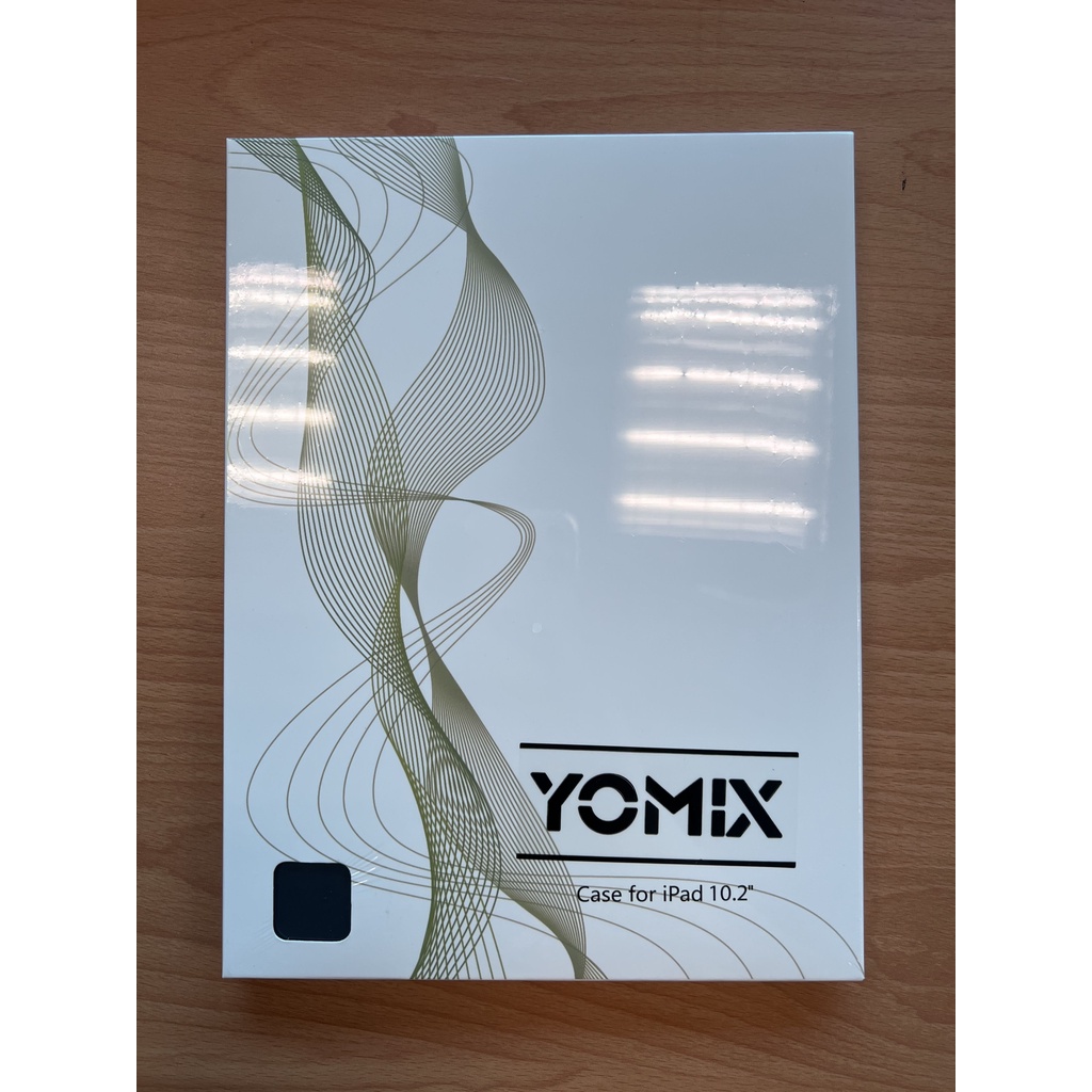 【便宜賣】YOMIX 優迷-Apple iPad 10.2吋防摔霧面透殼三折支架保護套(簡約藍)