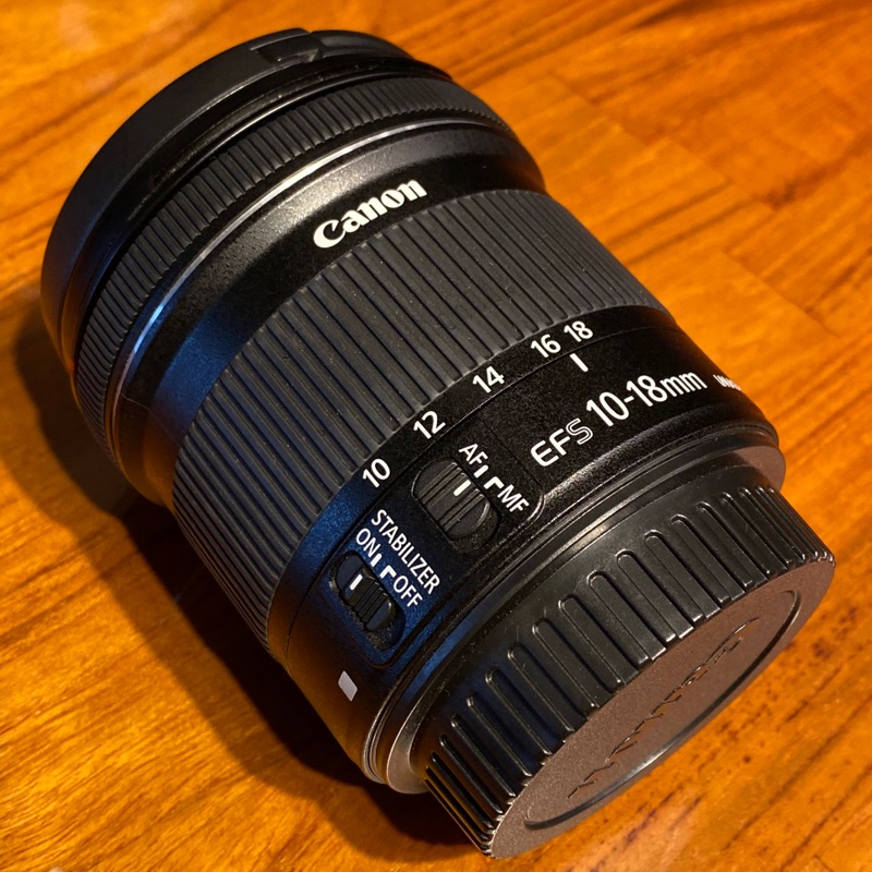 CANON EF-S 10-18mm f4.5-5.6 IS STM