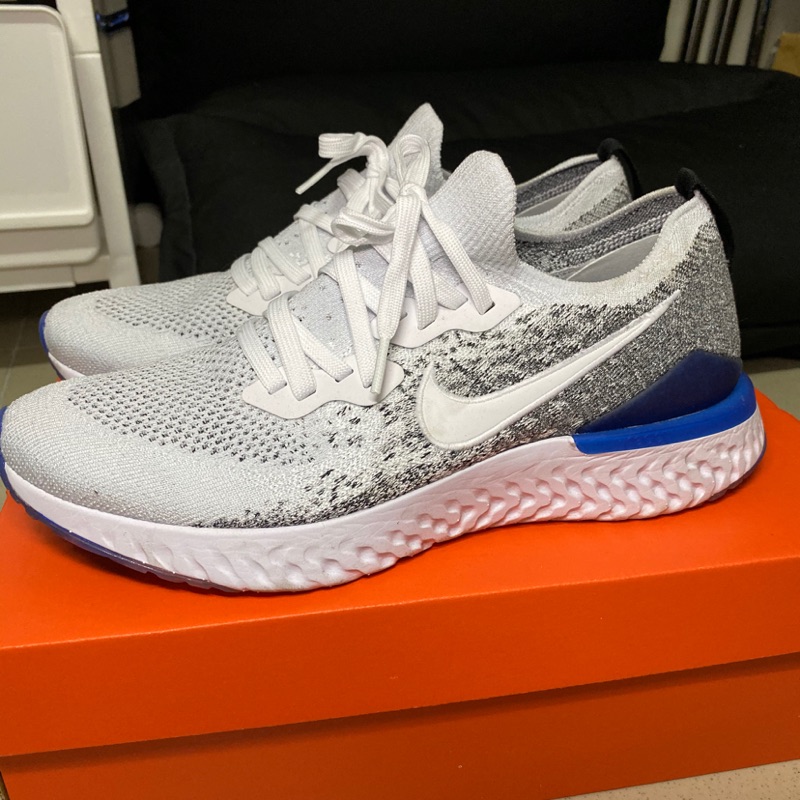 Nike Epic React Flyknit 2 us9.5