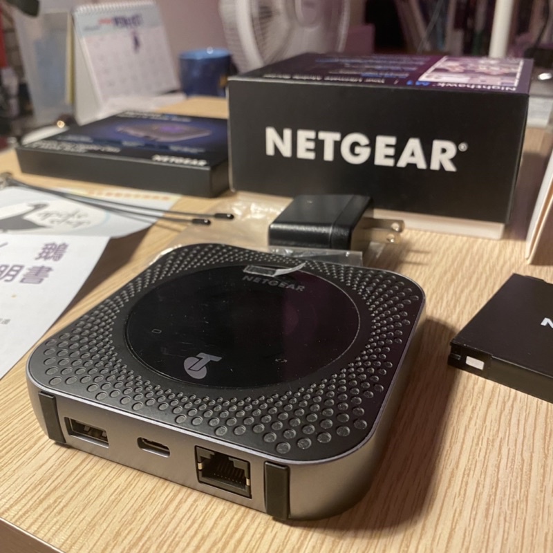 澳版 Netgear m1 4CA WIFI分享器 路由器 行動網卡