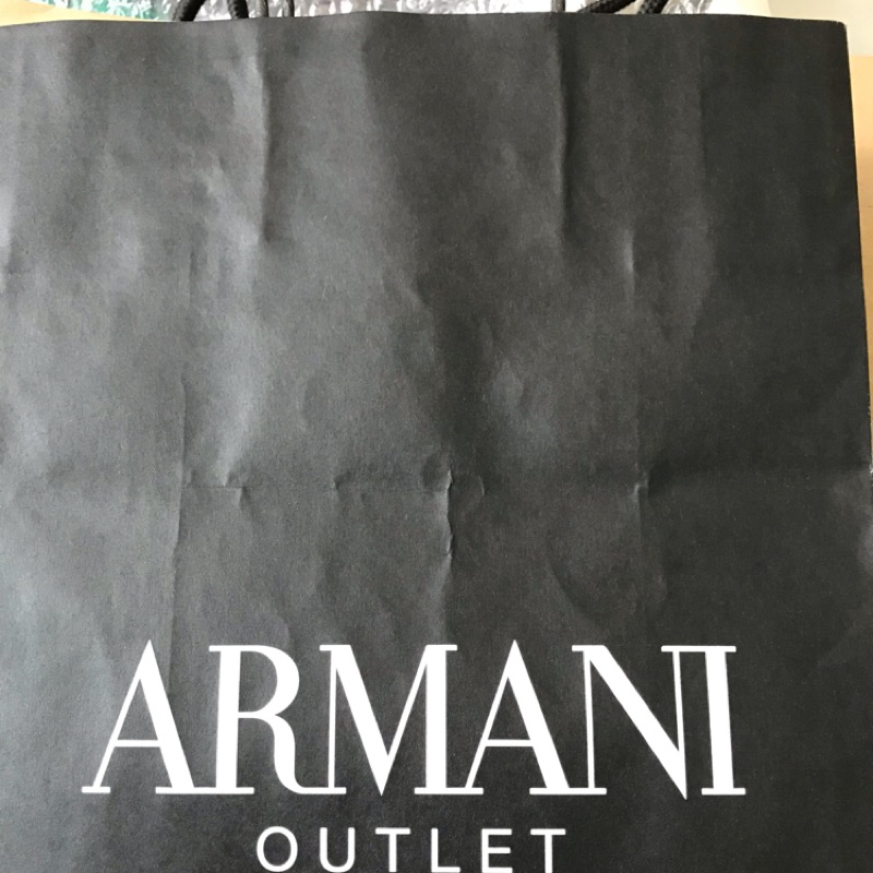 Armani 紙袋： 長20*高26cm。此紙袋運送過程會產生折痕,阿曼尼，阿瑪尼 購物袋 袋子 包裝袋 手提袋 袋子