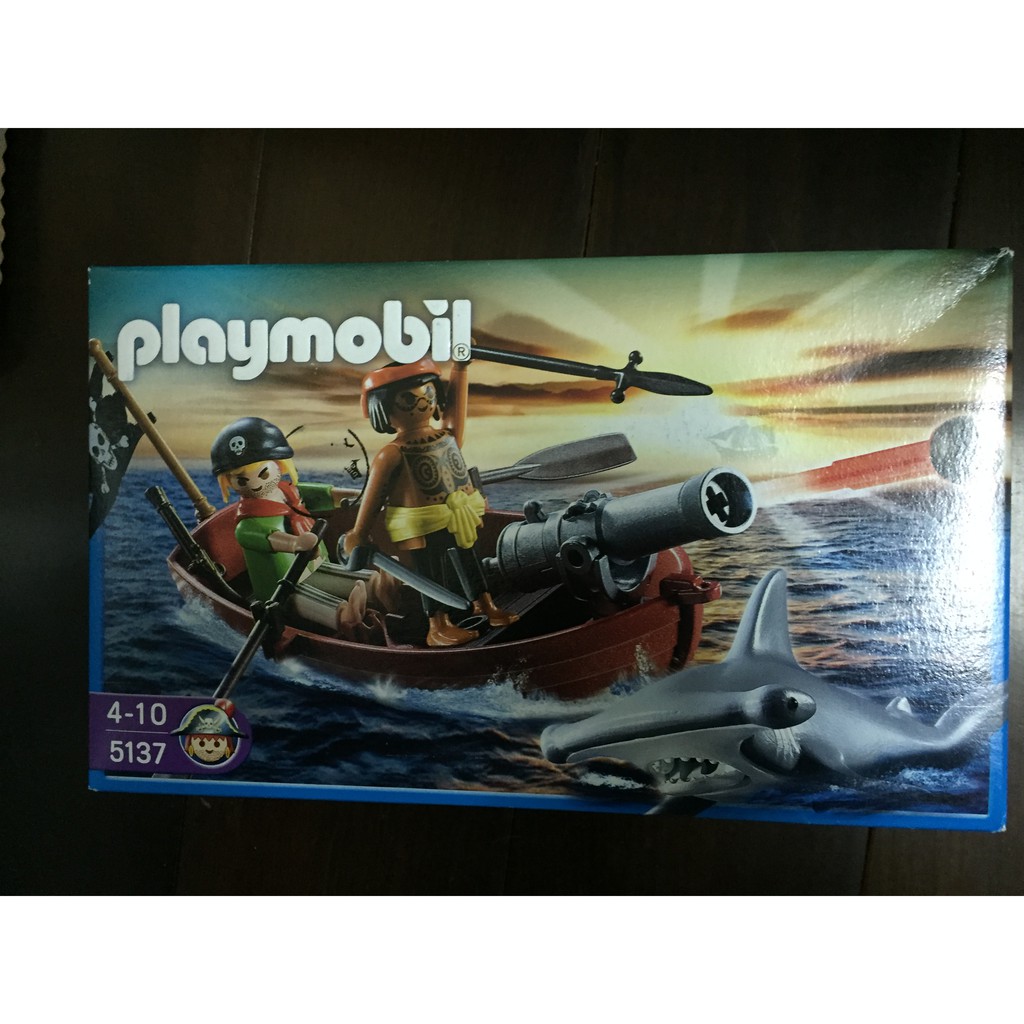 德國playmobil 5137-海盜小艇與鯊魚-經典海盜，賣場另有大型海盜船-破盤特價出清