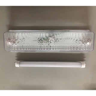 （麥電火）一尺加蓋 LED 燈管 臺灣製造 T8 防潮 走道 樓梯 浴室