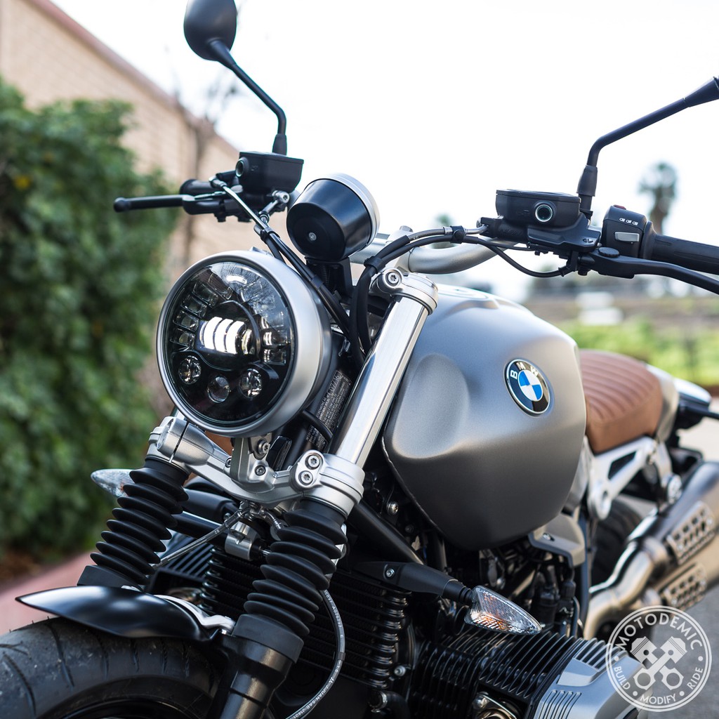 使い勝手の良い nine R motorrad 【新品未使用】BMW T LED 純正