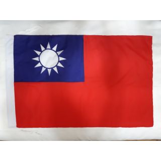 中華民國國旗80*120，1面 + 24*36手拿國旗2面