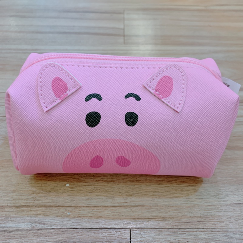 ［翹鬍子代購]台灣 迪士尼 玩具總動員 豬排博士 火腿豬 化妝包 收納包 小物包 萬用包 隨身包 筆袋