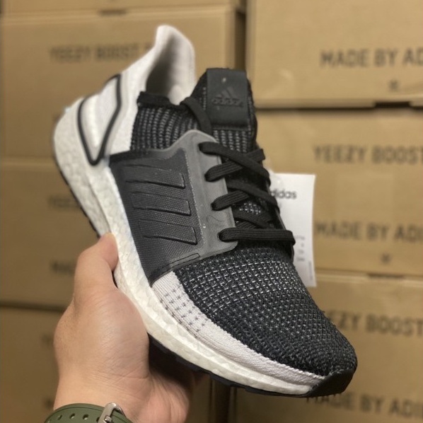 b37704 ultra boost
