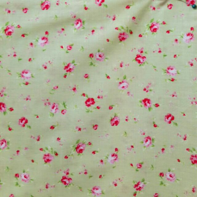 日本布💜小小玫瑰花圖案布 ** 手作 布料 棉布 拼布