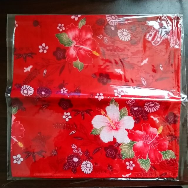 全新 日本製 日本 沖繩帶回 繽紛 扶桑花 紅色 和風 手帕 面巾 毛巾 風呂敷 布帕 日式 風格 布質 和織品