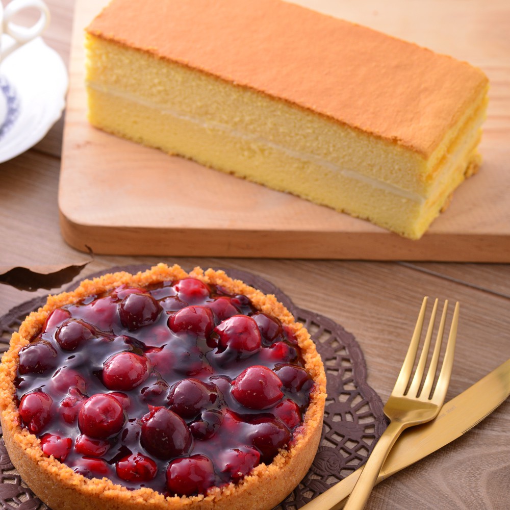 《the secret cake 法國的秘密甜點》諾曼地牛奶蛋糕+森林莓果佐起士 兩入含運組