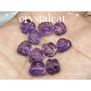 天然紫水晶雕刻貓掌手創飾品配件(通孔)，約8.5mm*10mm*6.3mm單顆