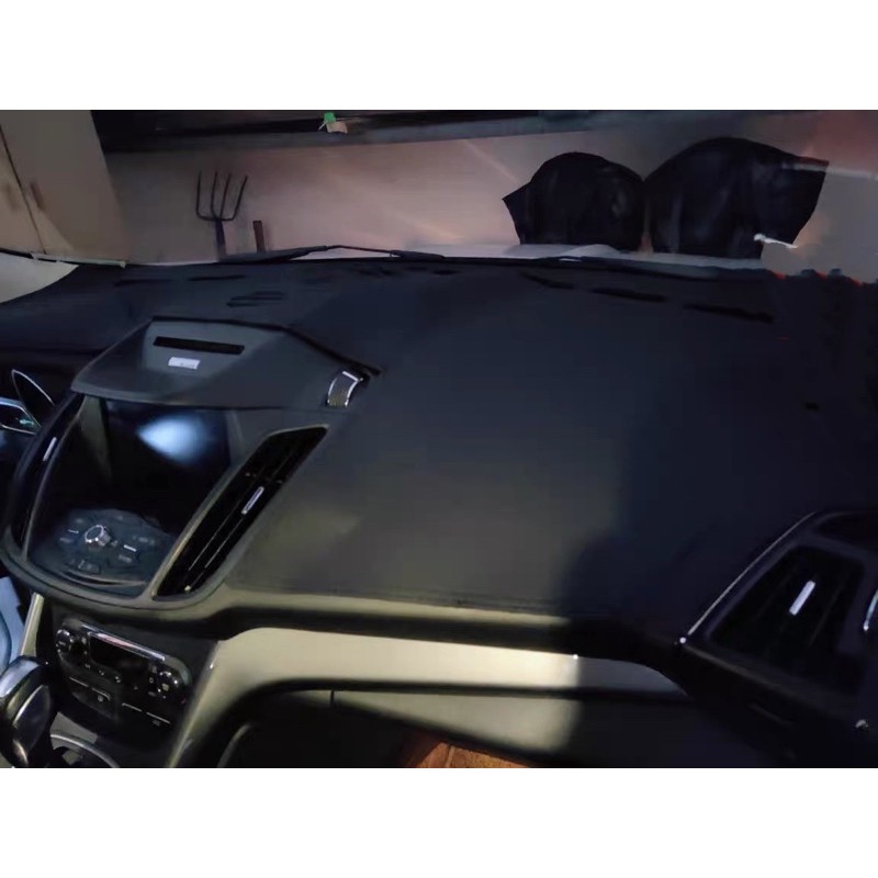 2013-2019 Ford Kuga 儀表台墊 皮革材質 麂皮材質 避光墊（福特全車系歡迎詢問）遮光墊
