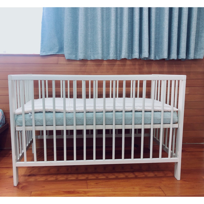 《台中面交》二手lKEA嬰兒床組（含床架、床墊、乳膠墊、床包）