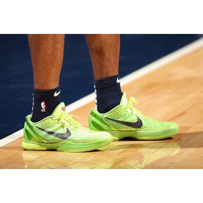 undefeated kobe grinch