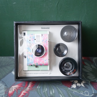 【星期天古董相機】特別版 Lomo'Instant 拍立得相機連鏡頭套組－Song-E 畫家調色盤版本