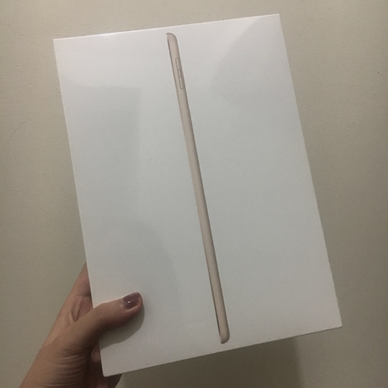 2017 五代Apple new iPad Wifi 128G 9.7吋 金色 9.9成新