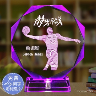 🔥臺灣熱賣🔥NBA水晶籃球紀念品擺件庫裡歐文詹姆斯科比人偶模型diy男生日禮物☺ 8O9I