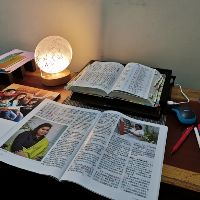 絕版稀有書 俠盜獵車手5 完全攻略本 近全新 中文攻略本gta5 攻略本gta 5 Ps4 蝦皮購物