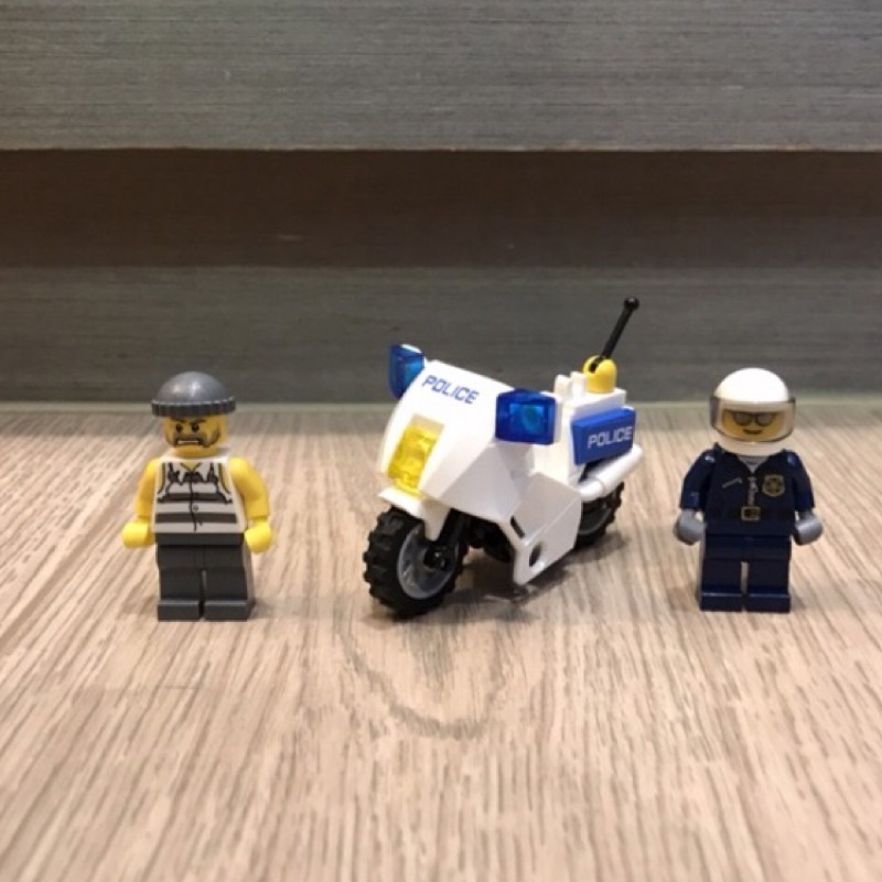 LEGO樂高經典絕版CITY POLICE城市警察系列機車警察抓小偷電組合二手美品