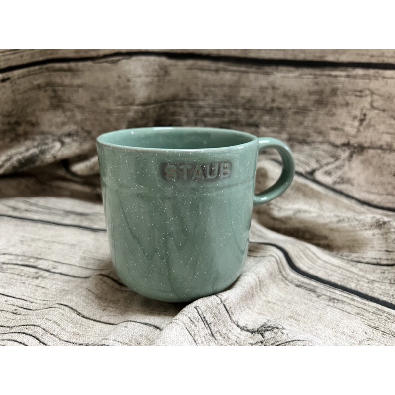 【法國Staub】陶瓷馬克杯-《晨霧綠》（300ml)