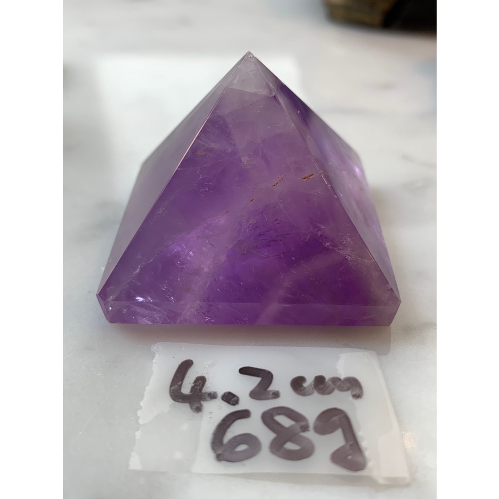 兆鑫生活館-紫水晶金字塔(約4.2公分,68g，) 冥想啟動能量開智慧助打坐擺