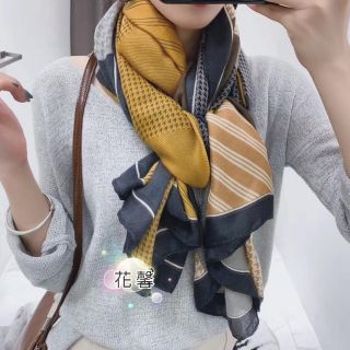【花馨🌸小舖】流行OL / 多元素 / 拼布風格圍巾