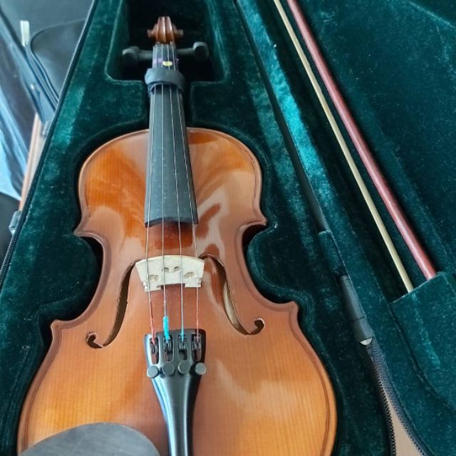 嗚揚琴坊二手1/4小提琴，#弦樂器，有附原有的拉弓，松香，肩墊。