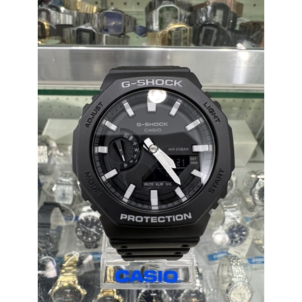 【金台鐘錶】CASIO卡西歐 G-SHOCK 超人氣的八角錶殼設計 (白色刻度) 農家橡樹 GA-2100-1A