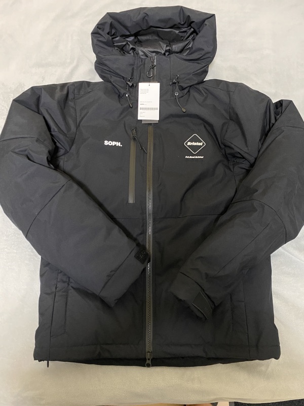F.C.Real Bristol 19AW FCRB TOUR DOWN PARKA 黑色 M號 可刷卡 F.C.Real Bristol 19AW FCRB TOUR DOWN PARKA 黑色 M號 可刷卡