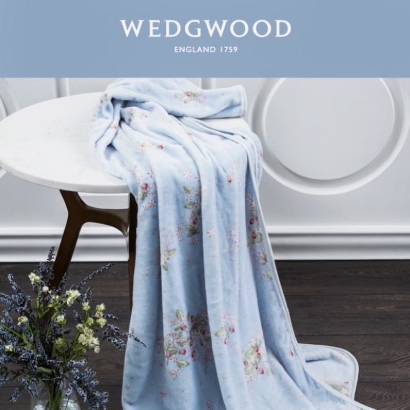 🌸全新專櫃正品WEDGWOOD超細纖維印花毯-英倫野莓(單人150x180cm)薄旅行毯 / 隨身毯 / 單人毯/冷氣毯