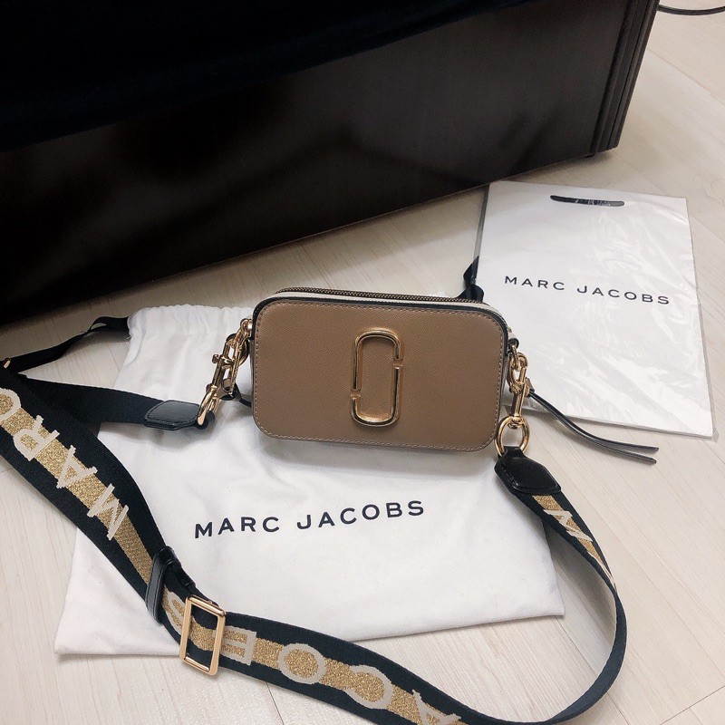 奶茶色Marc Jacobs snapshot 相機包 MJ 二手