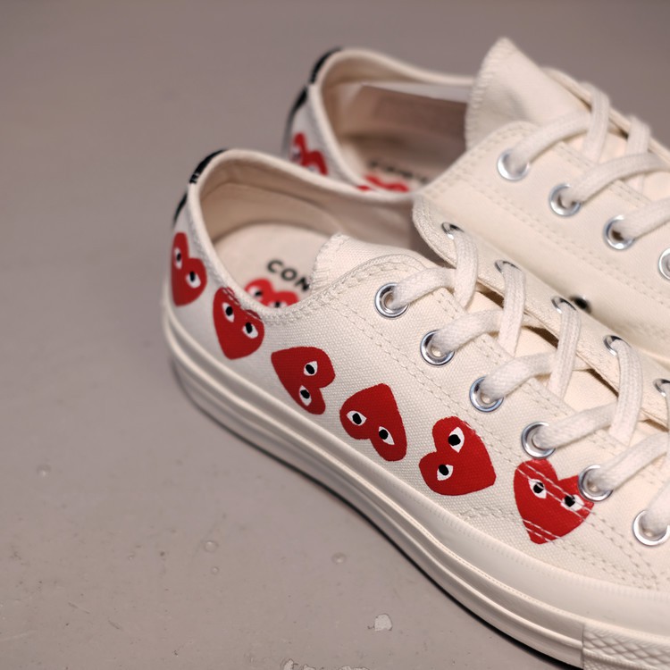 low top heart converse