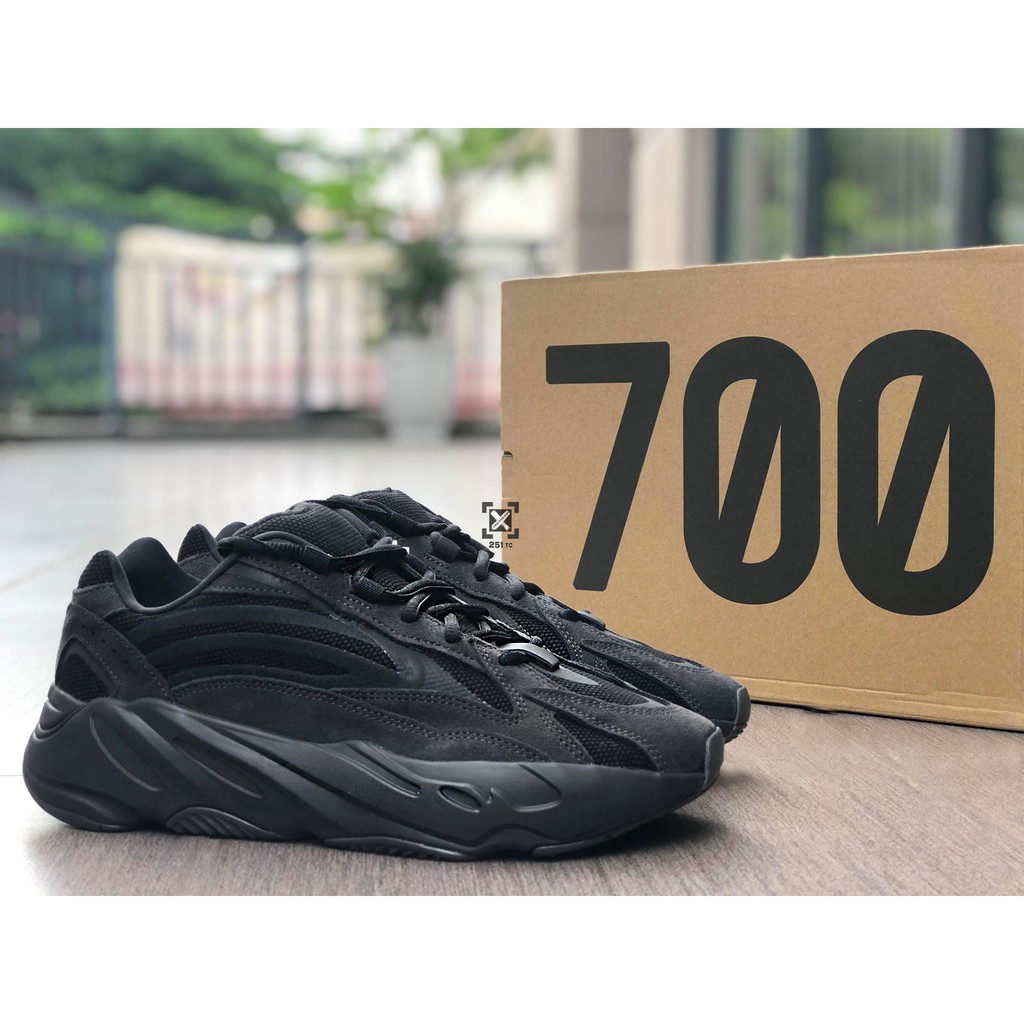 【貳伍壹.TC】Adidas YEEZY 700 VANTA 黑魂 黑天使 反光 FU6684