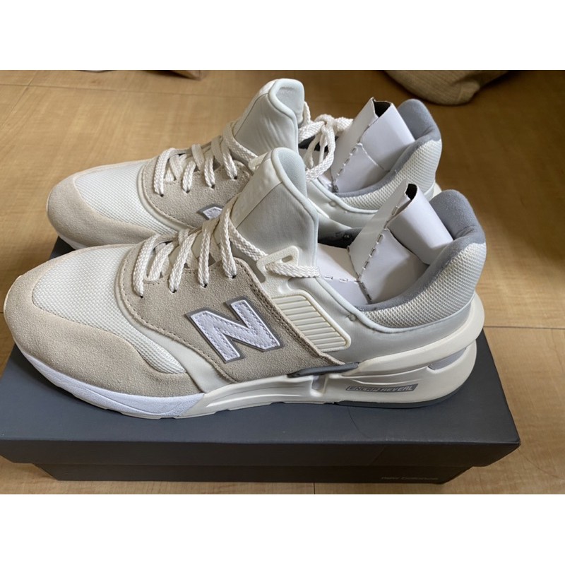 new balance 997s 奶茶色 us10.5 二手 九成新