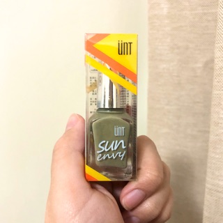 UNT太陽感·光指彩 指甲油