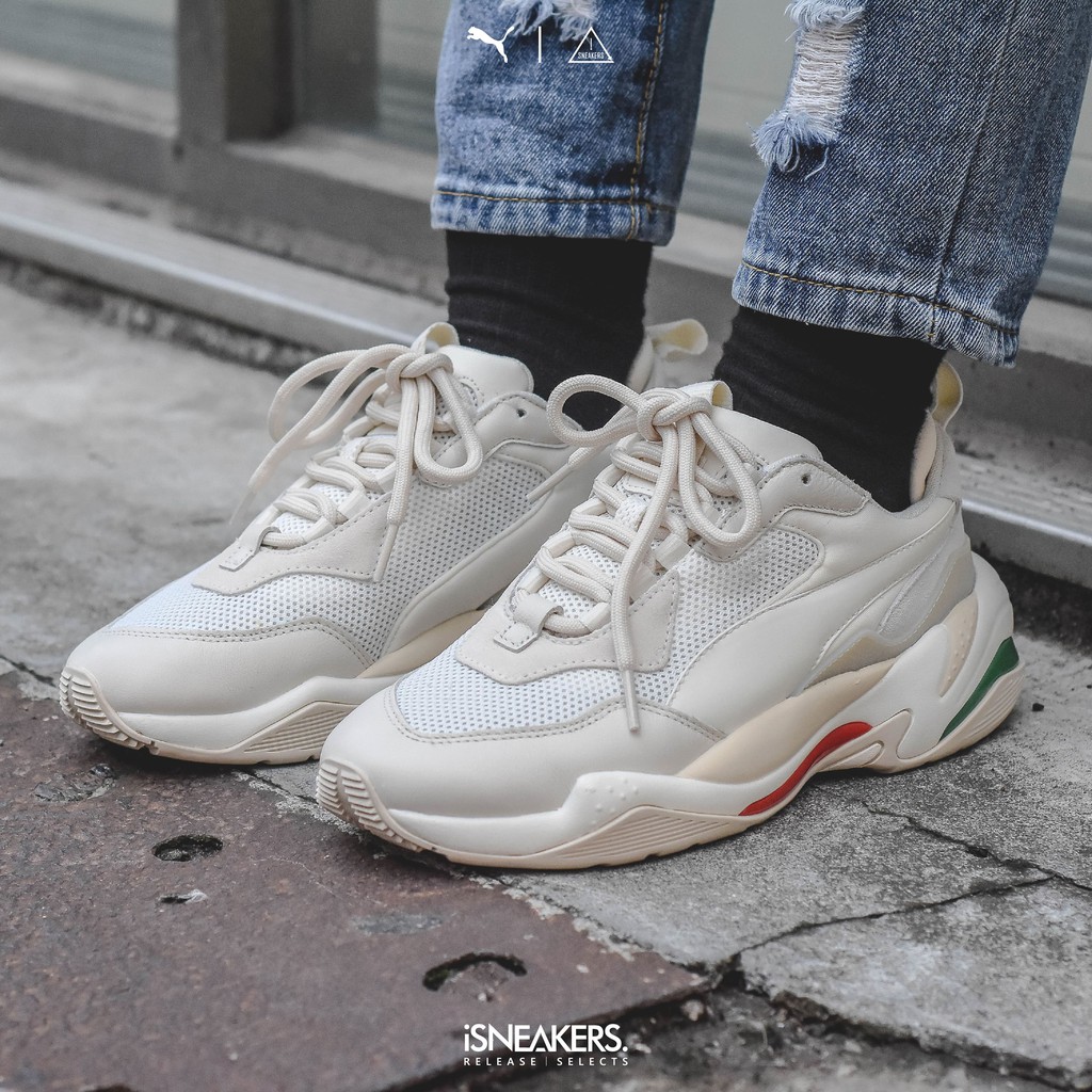 ISNEAKERS Puma Thunder spectra 米白色綠紅配色泫雅老爹鞋女鞋367516-12 | 蝦皮購物