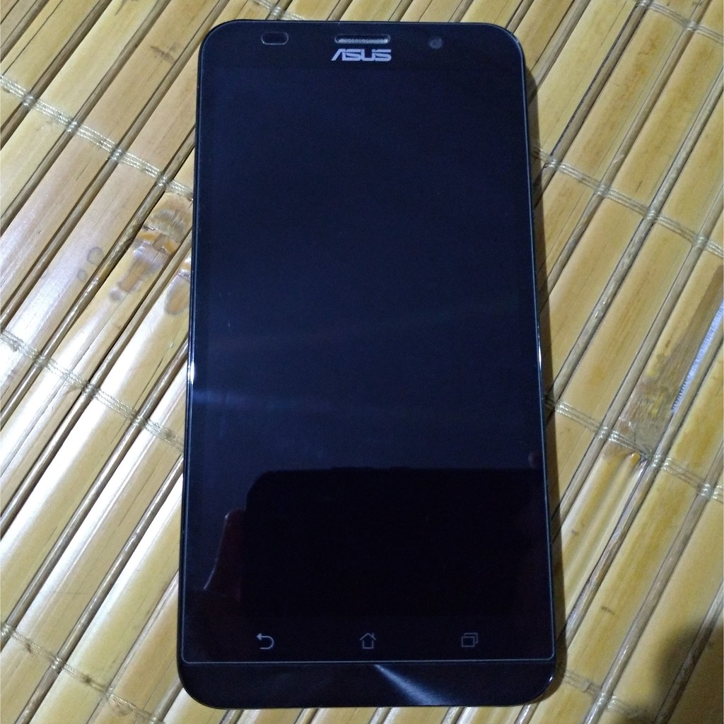 ASUS Zenfone 2 4G 64G ZE551ML 銀 二手